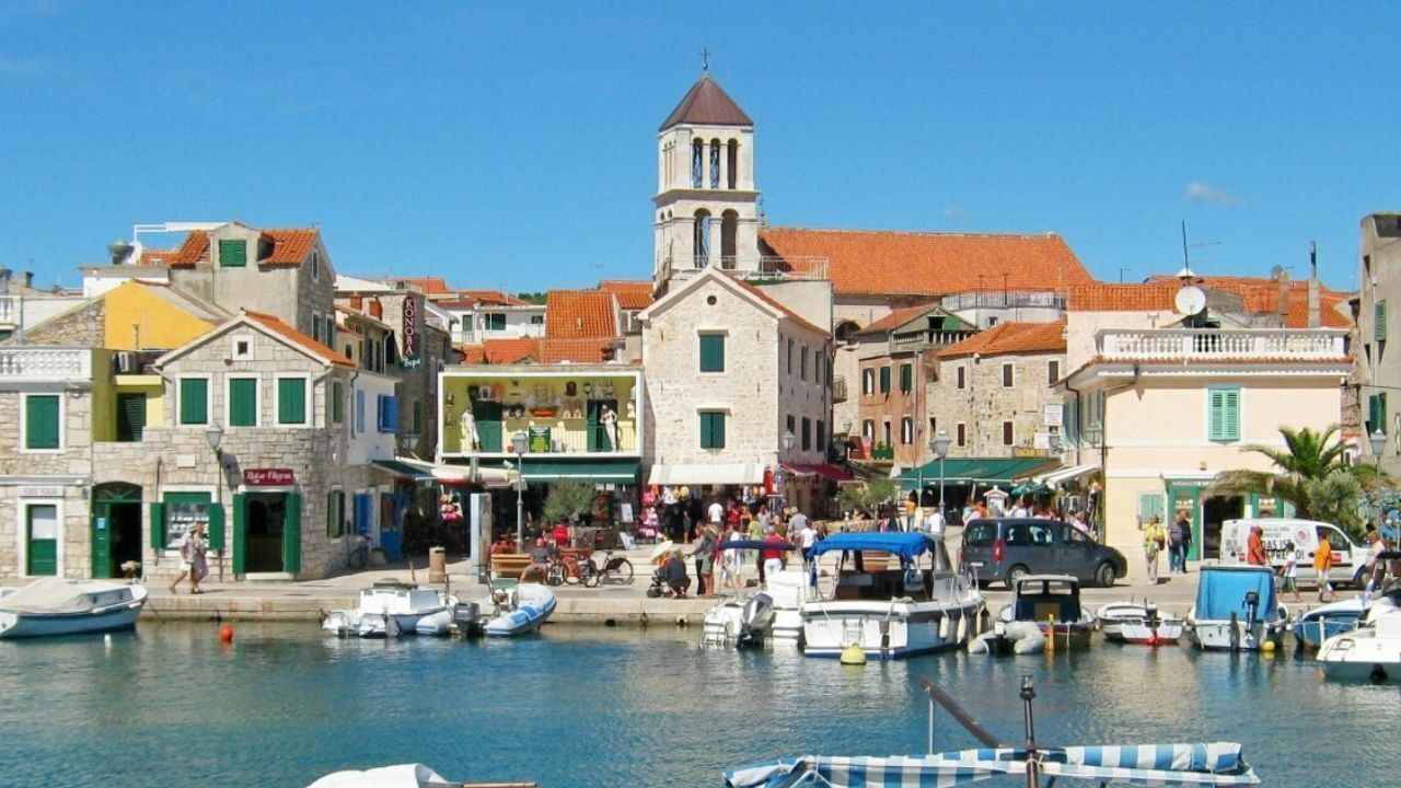 Photo of Others in Srima