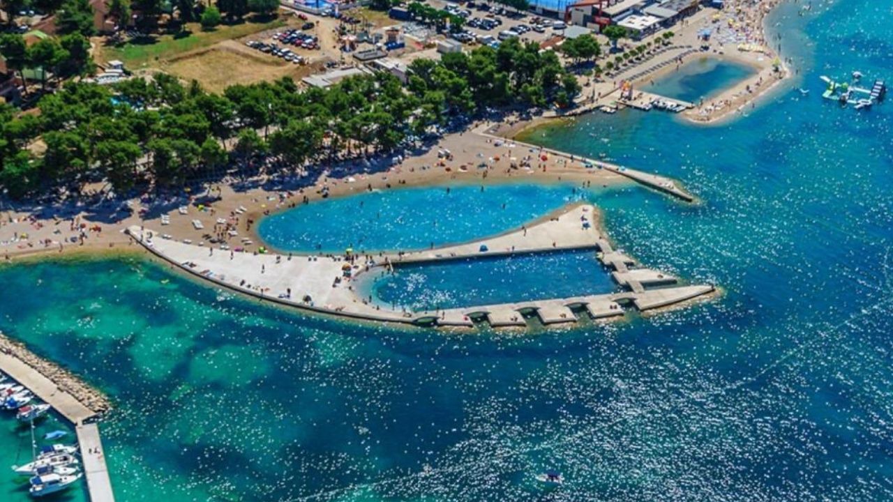 Photo of Others in Srima