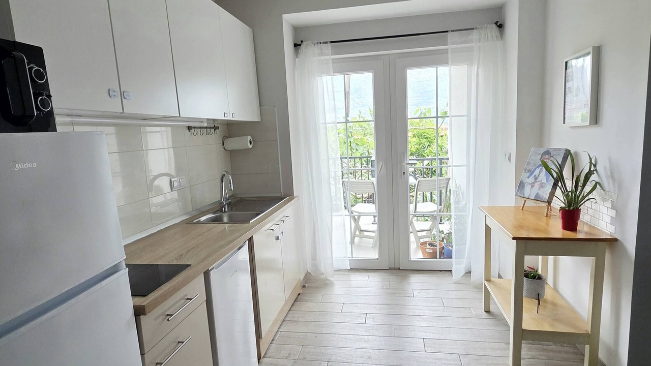 Photo of Kitchen in Cove Tri Zala (Zrnovo)