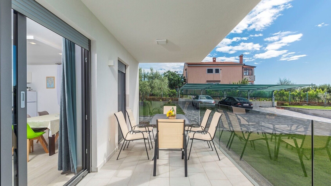 Photo of Outdoor in Gulici