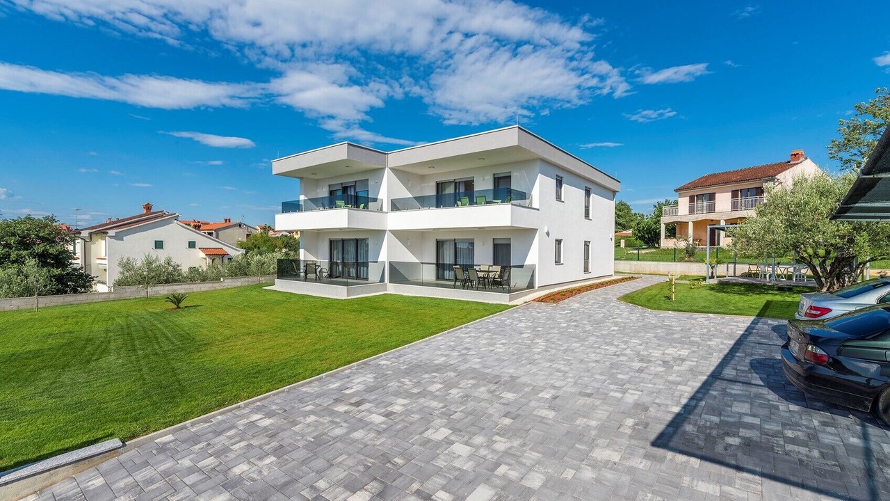 Photo of Outdoor in Gulici