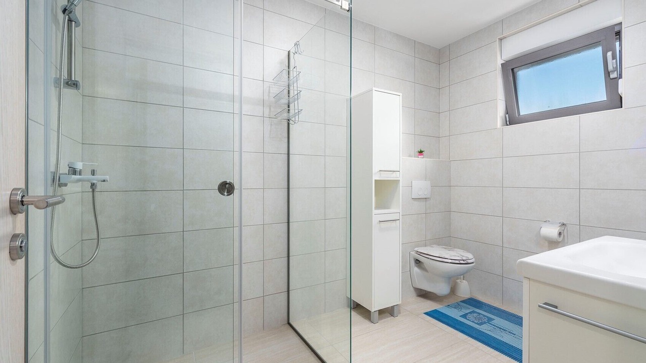 Photo of Bathroom in Gulici