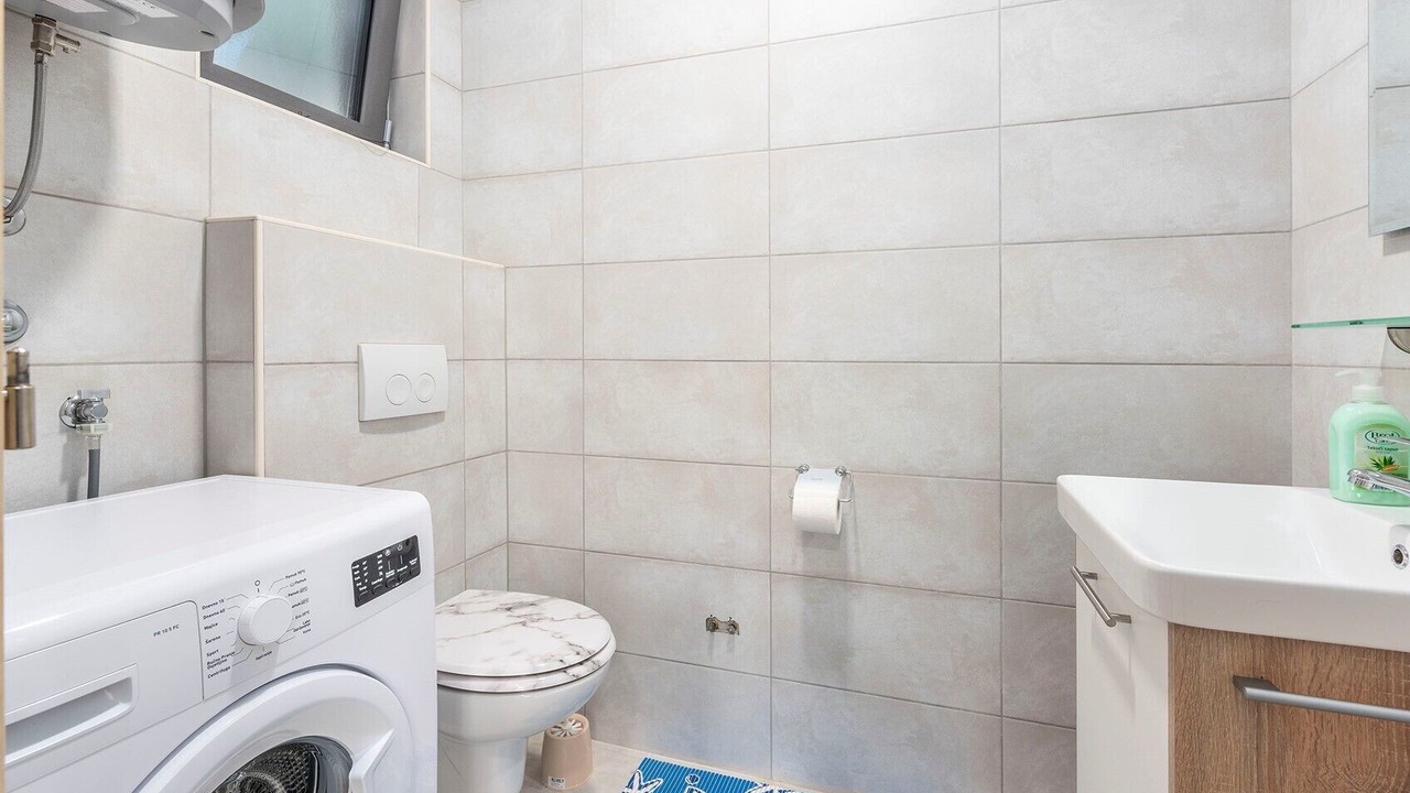 Photo of Bathroom in Gulici