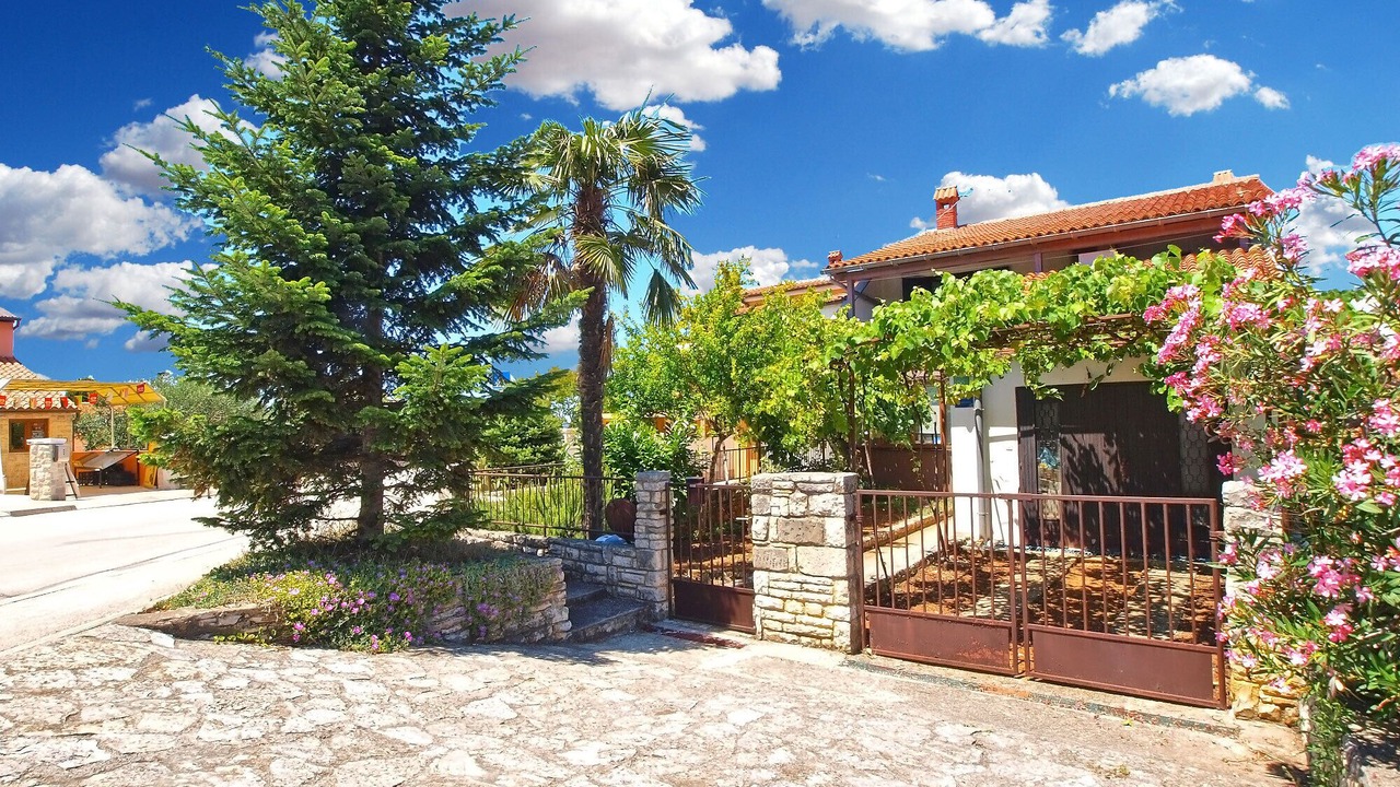 Photo of Outdoor in Stinjan
