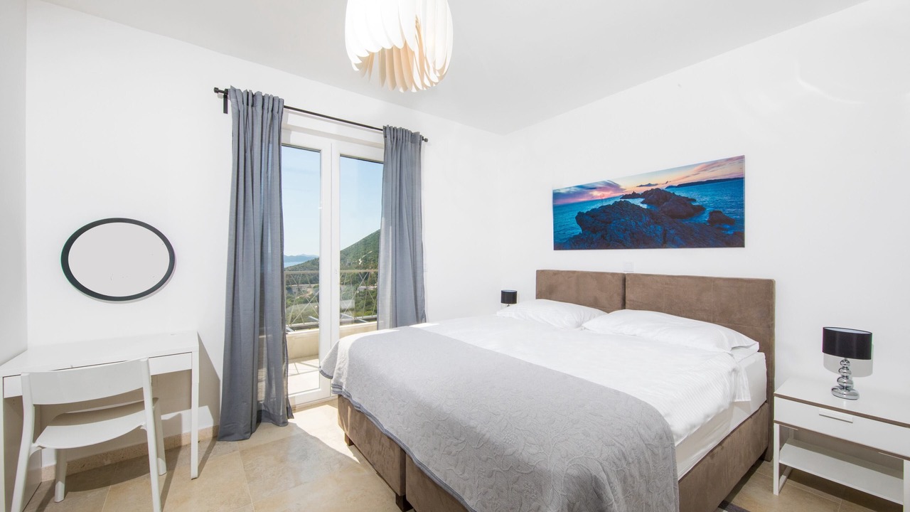Photo of Bedroom in Brsecine