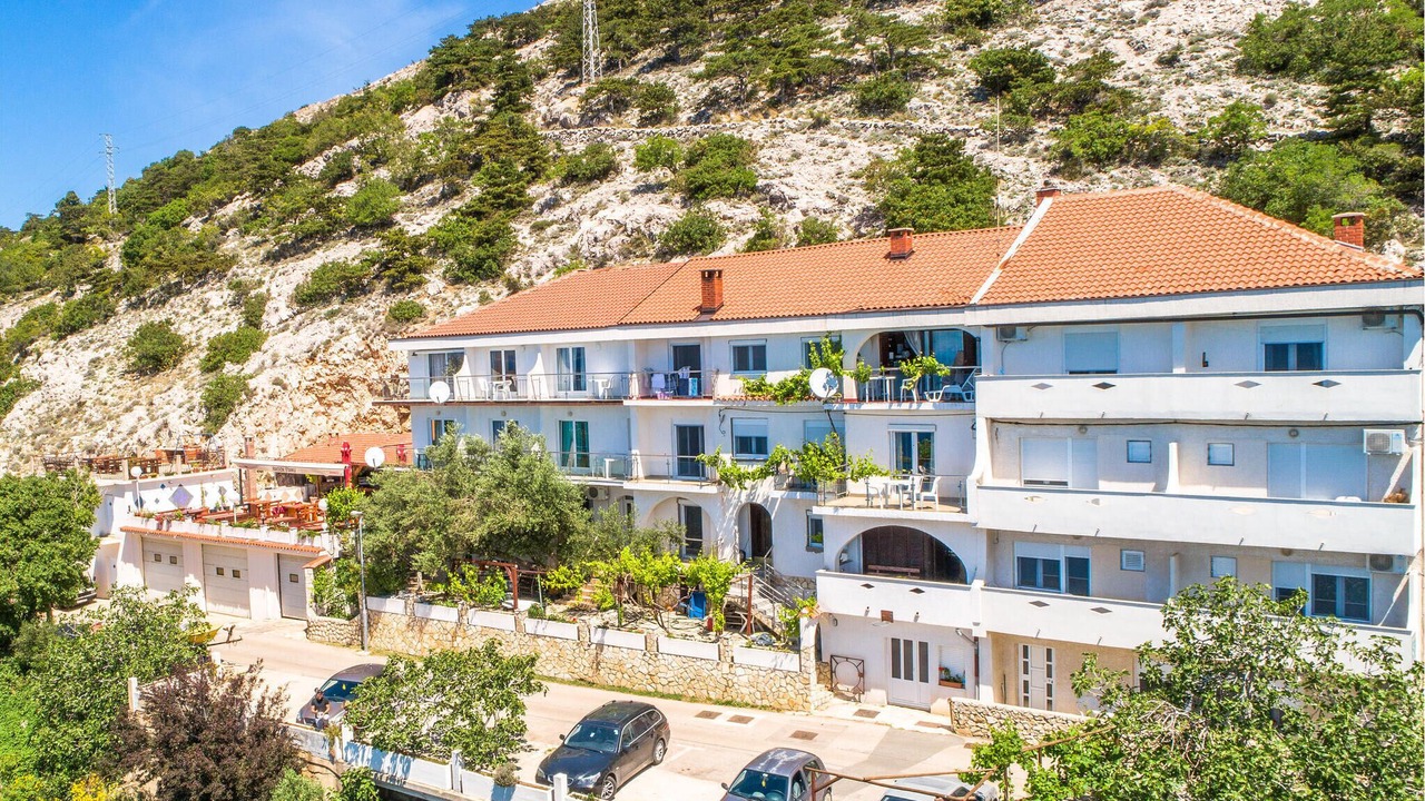 Photo of Others in Stara Baska