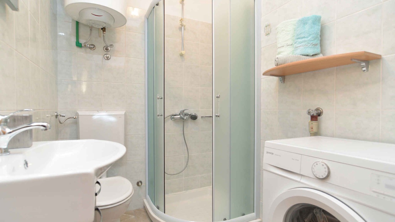 Photo of Bathroom in Stinjan