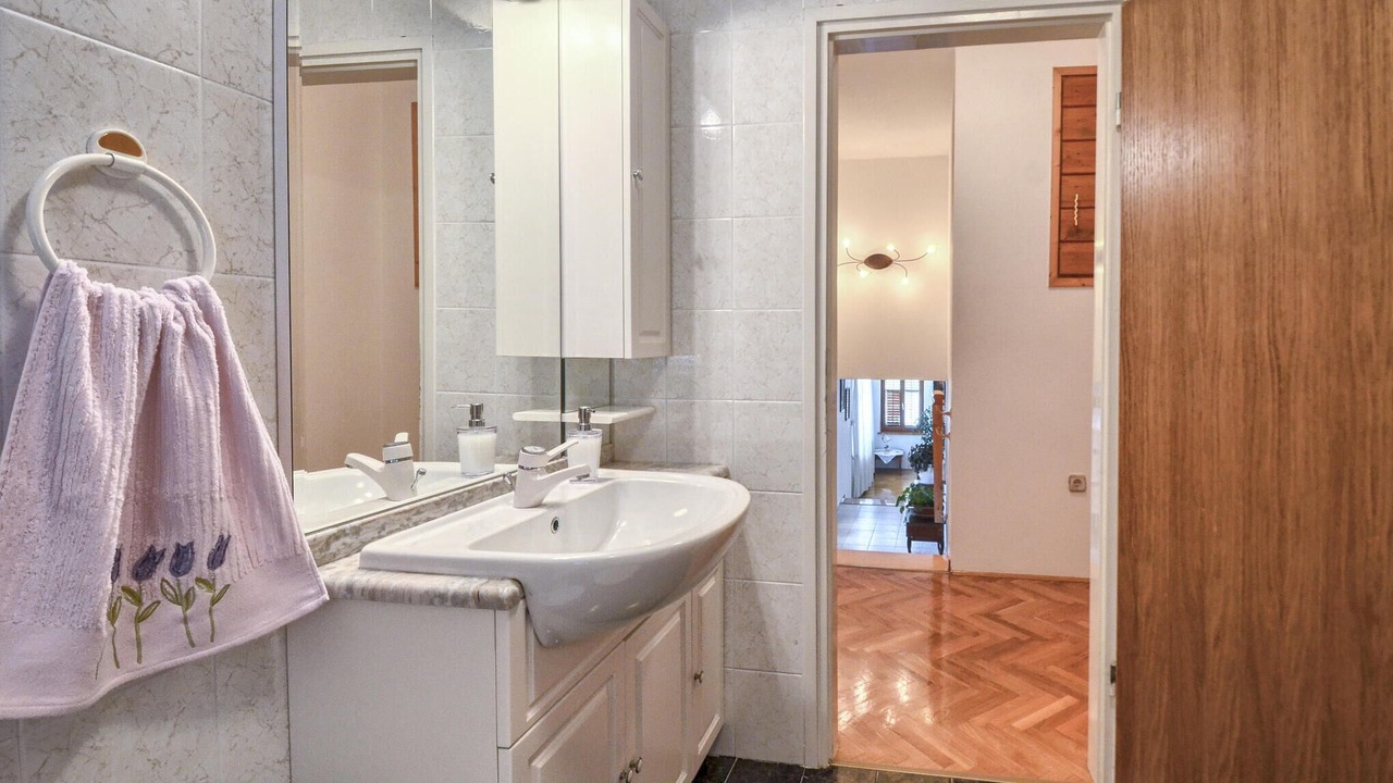 Photo of Bathroom in Rogocana