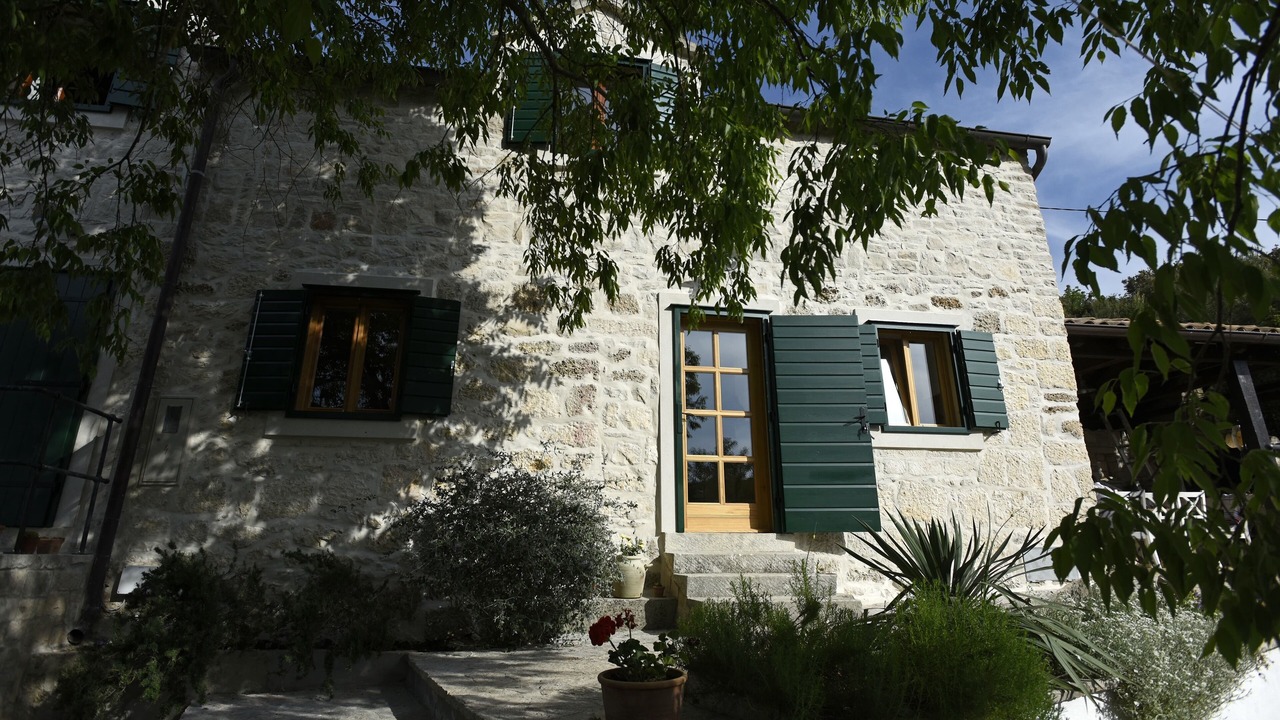 Photo of Outdoor in Dol