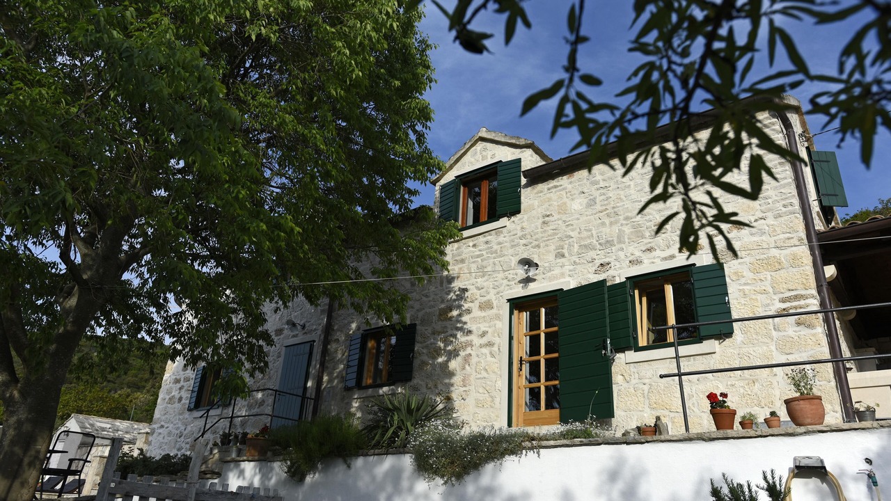 Photo of Outdoor in Dol