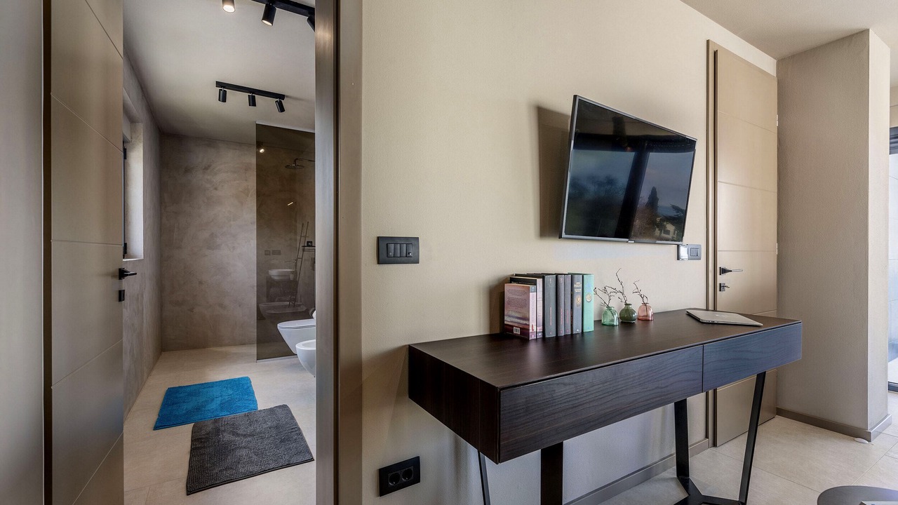 Photo of Bathroom in Mali Maj