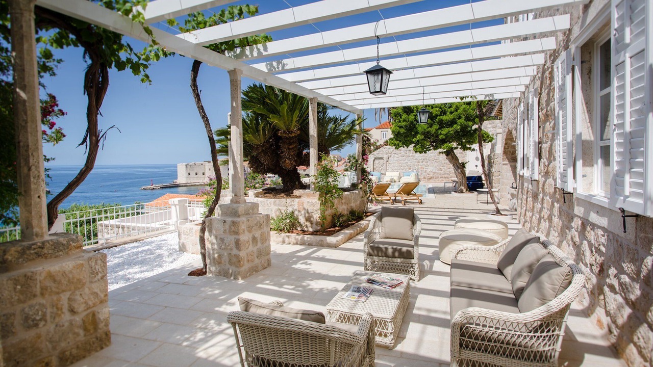 Photo of Others in Ploce