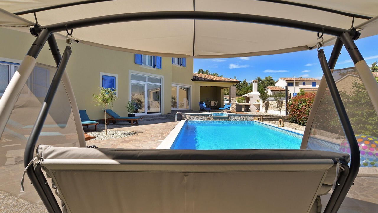 Photo of Outdoor in Muzini