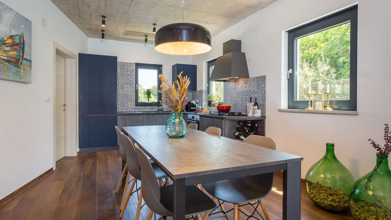 Photo of Others in Vrznaveri