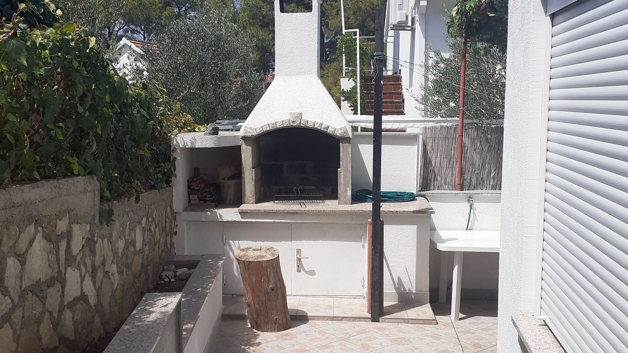 Photo of Outdoor in Sutivan