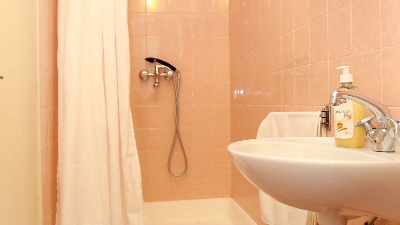 Photo of Bathroom in Duce