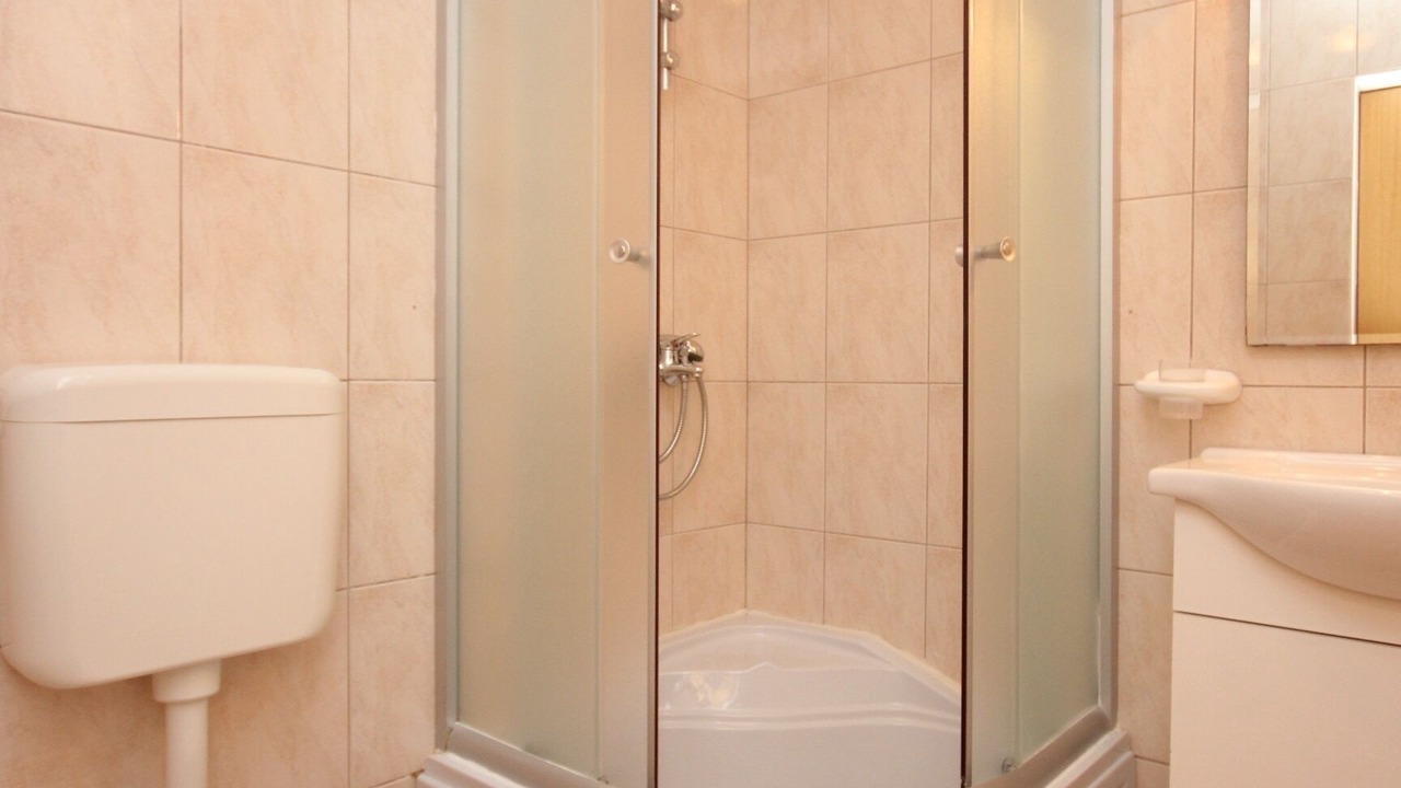 Photo of Bathroom in Cove Rogacic