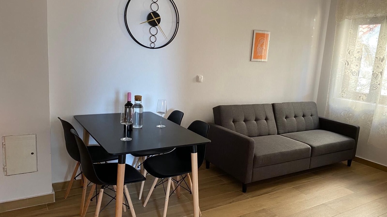 Photo of Livingroom in Cove Murtar