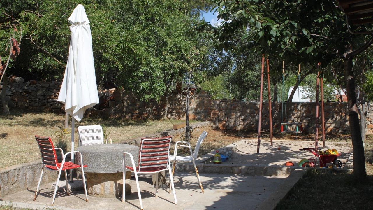 Photo of Outdoor in Cove Murtar
