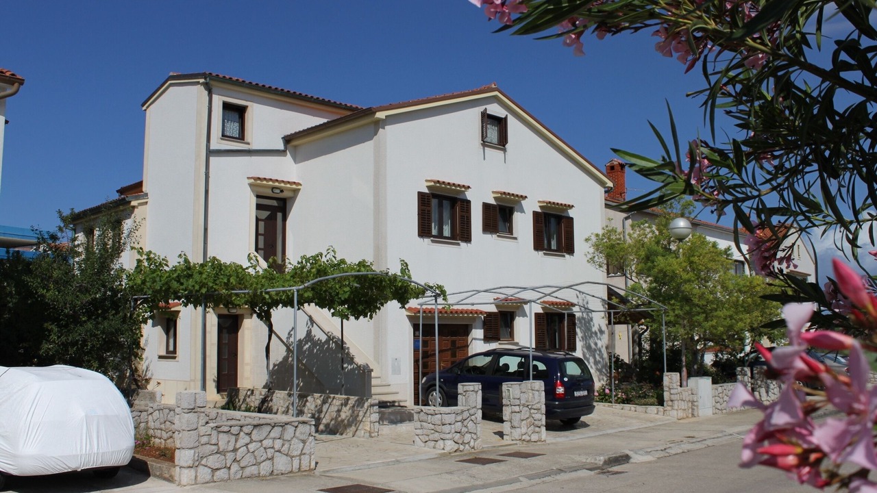 Photo of Outdoor in Cove Murtar