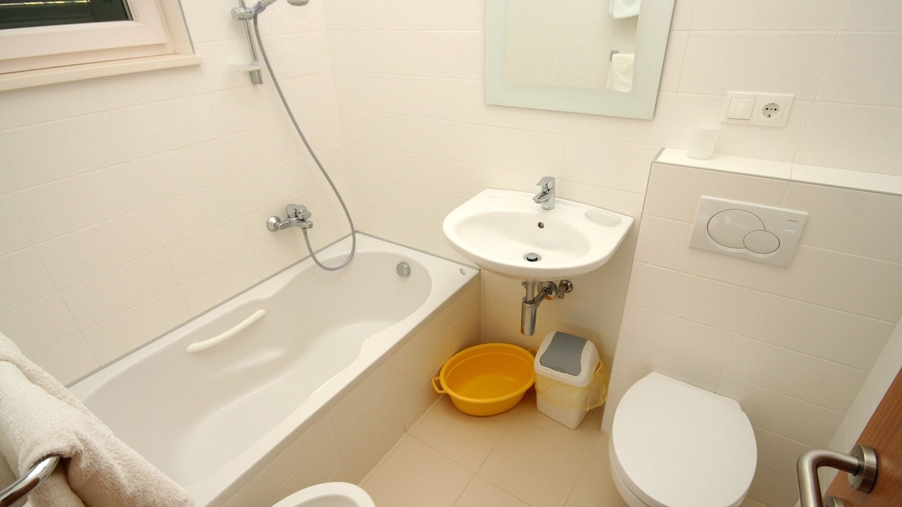 Photo of Bathroom in Verunic