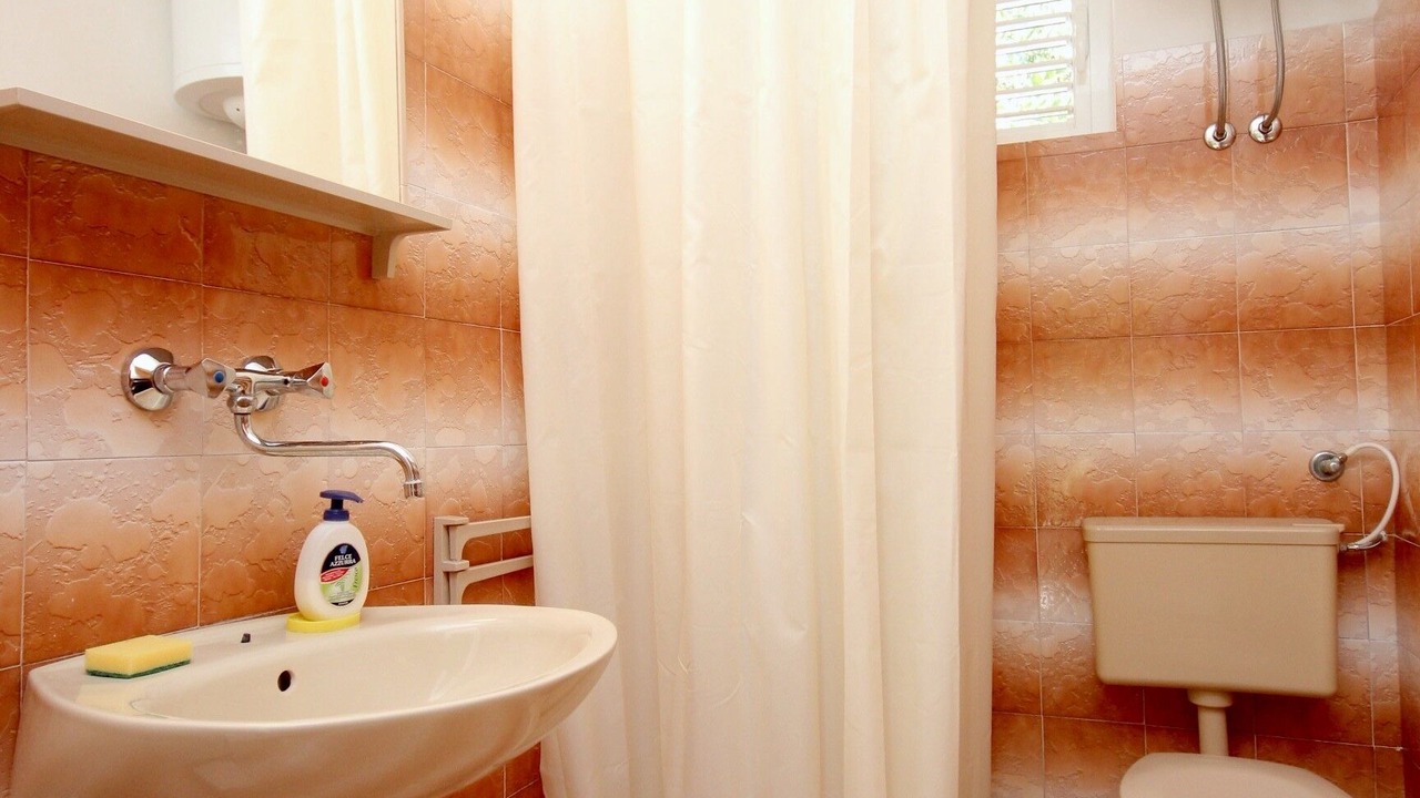 Photo of Bathroom in Cove Rogacic
