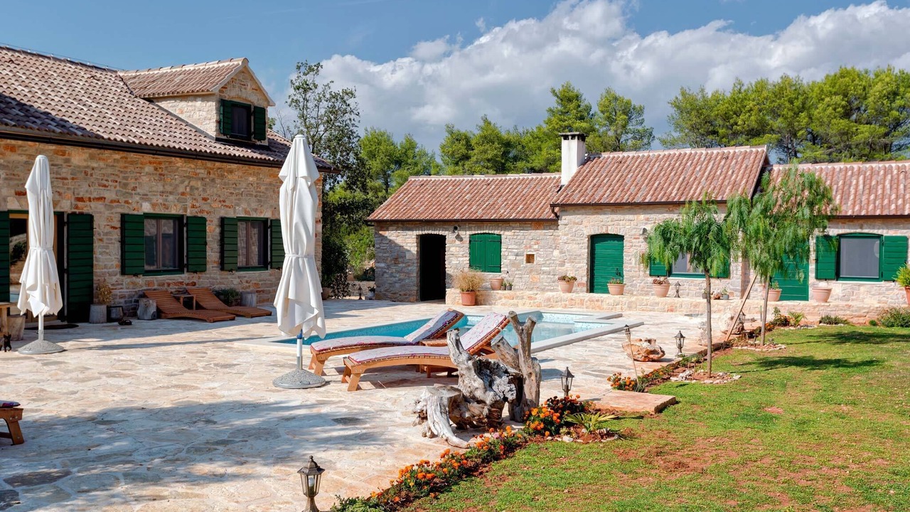 Photo of Outdoor in Stari Grad