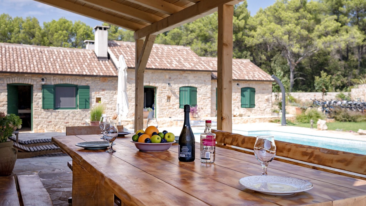 Photo of Outdoor in Stari Grad