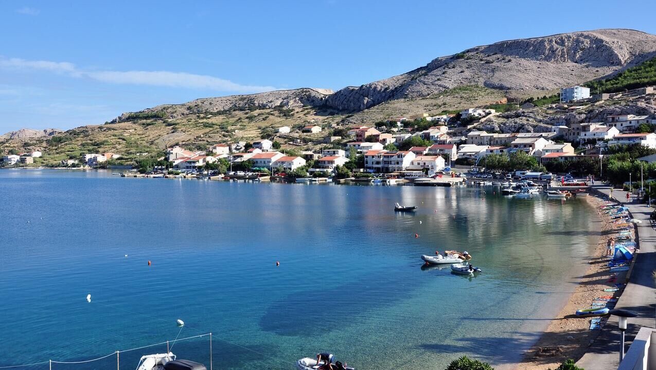 Photo of Others in Metajna