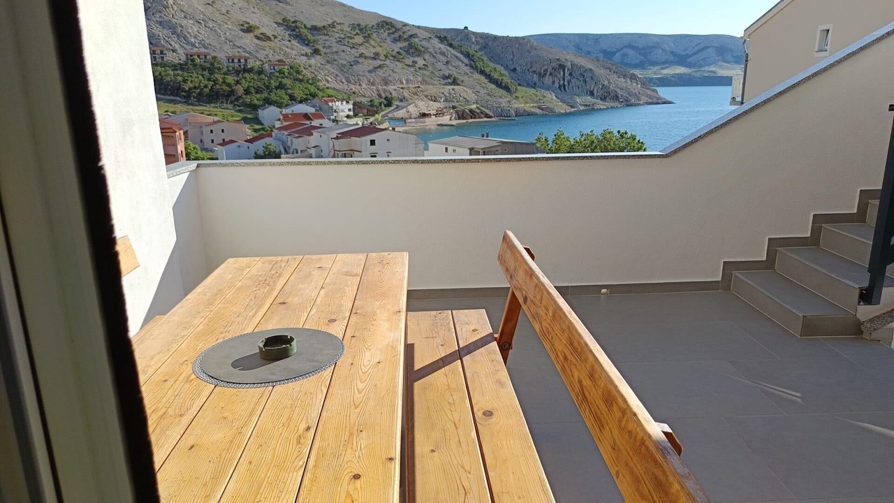 Photo of Others in Metajna