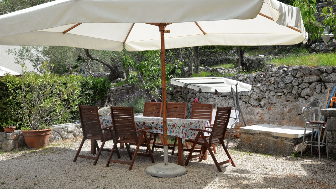 Photo of Outdoor in Cres