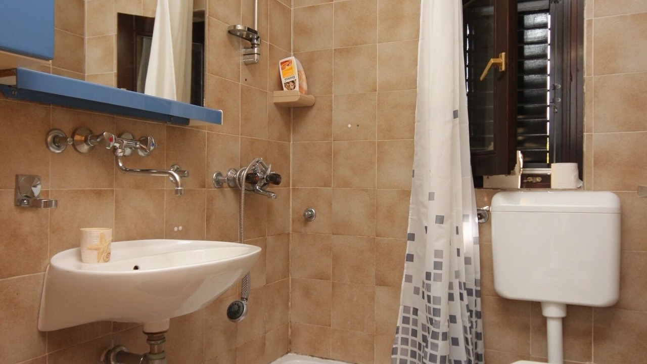 Photo of Bathroom in Ravni