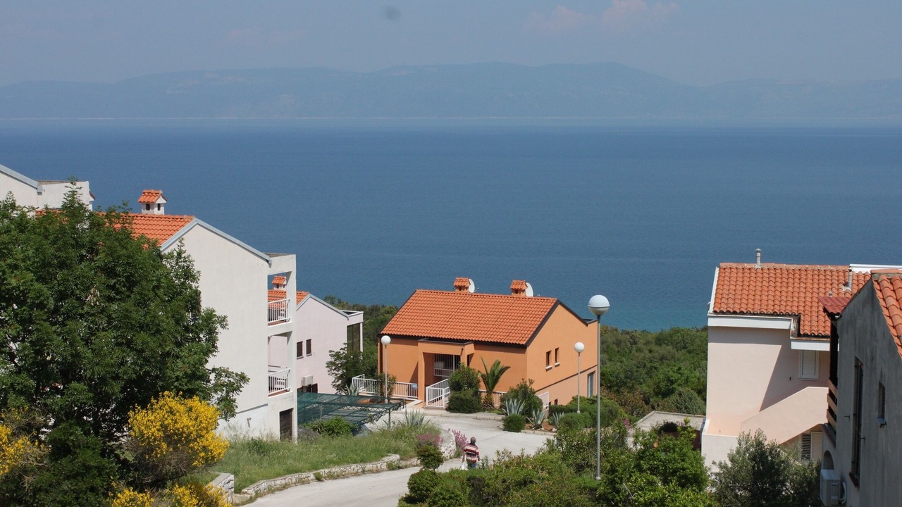 Photo of Others in Ravni