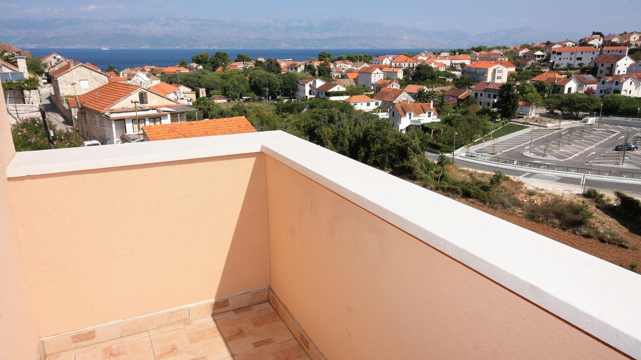 Photo of Patio Balcony in Sutivan