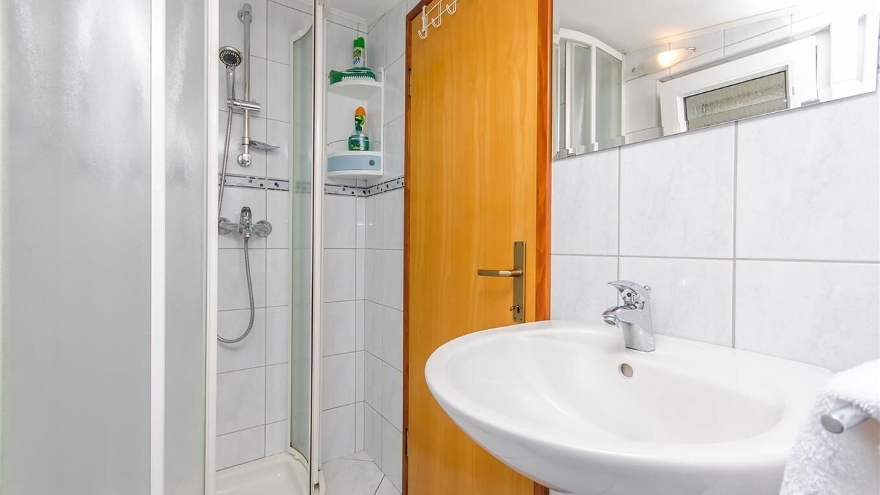 Photo of Bathroom in Rtina