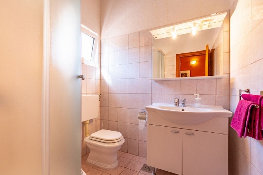 Photo of Bathroom in Kneza