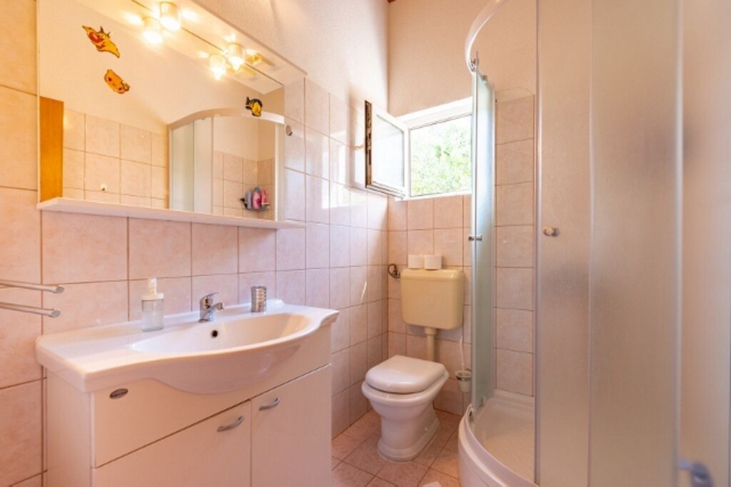 Photo of Bathroom in Kneza