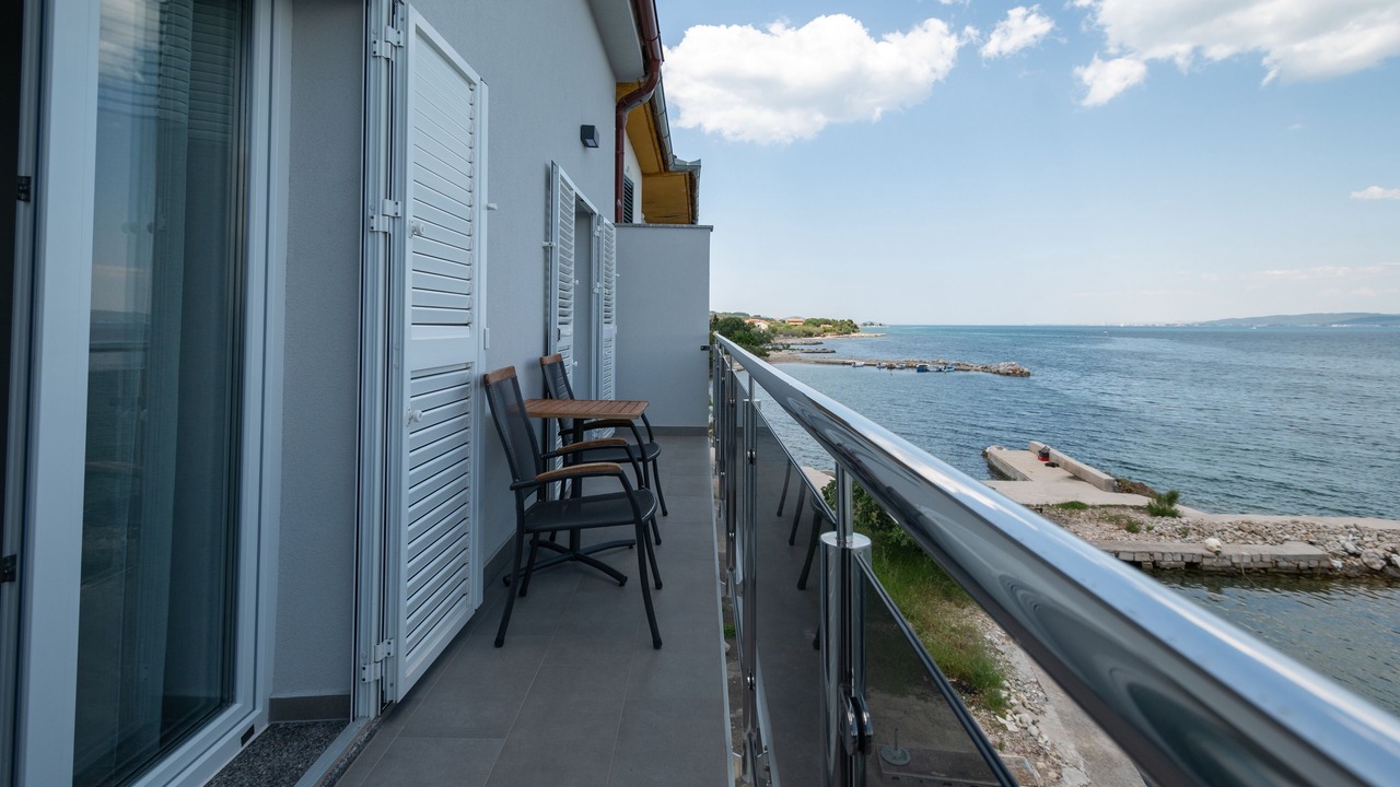 Photo of Patio Balcony in Nevidane