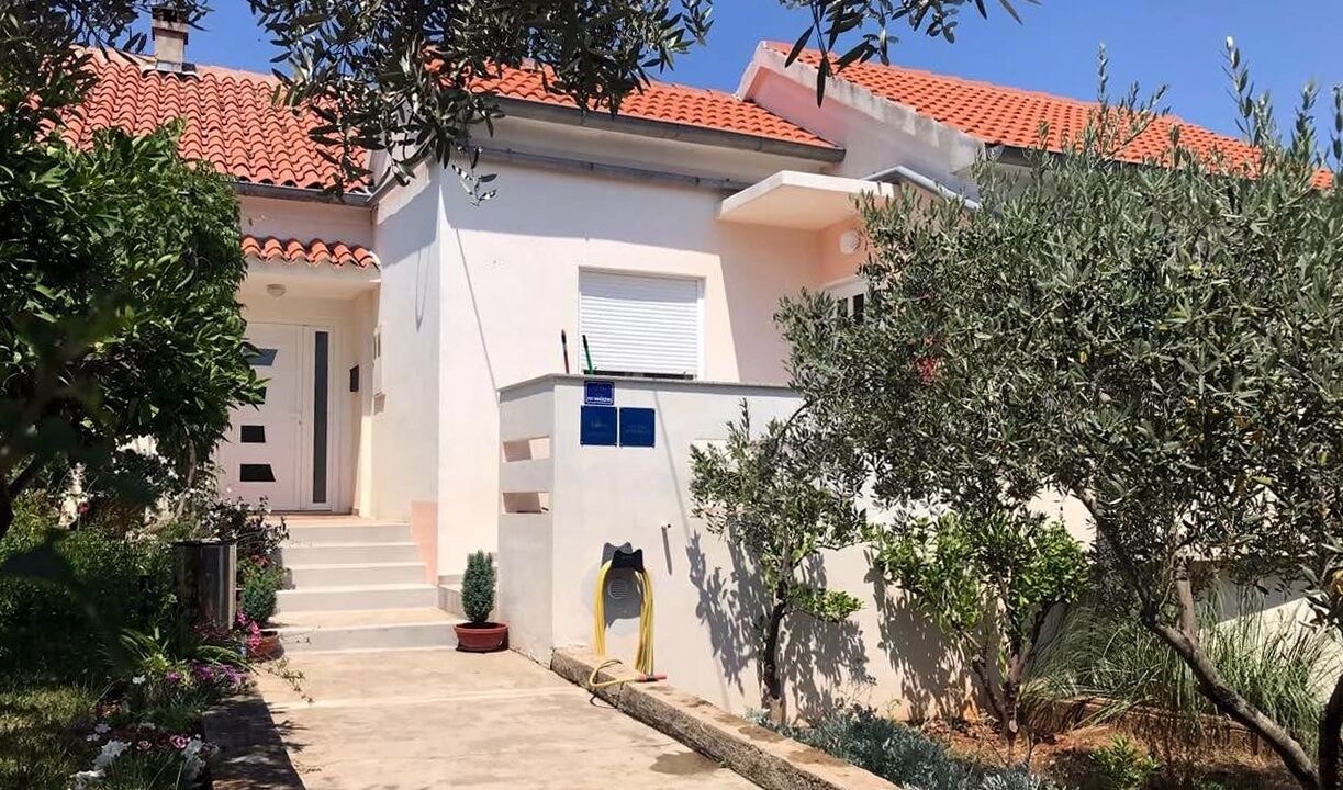 Photo of Outdoor in Lukoran
