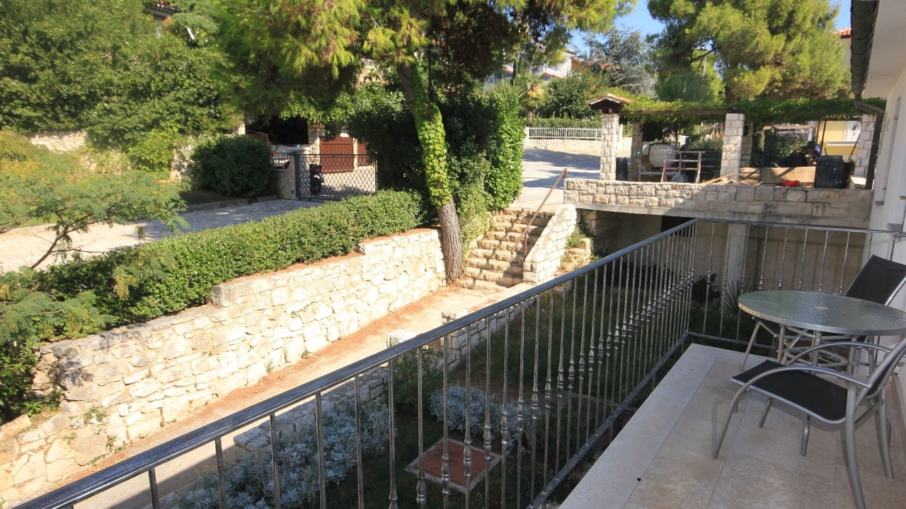 Photo of Outdoor in Borik