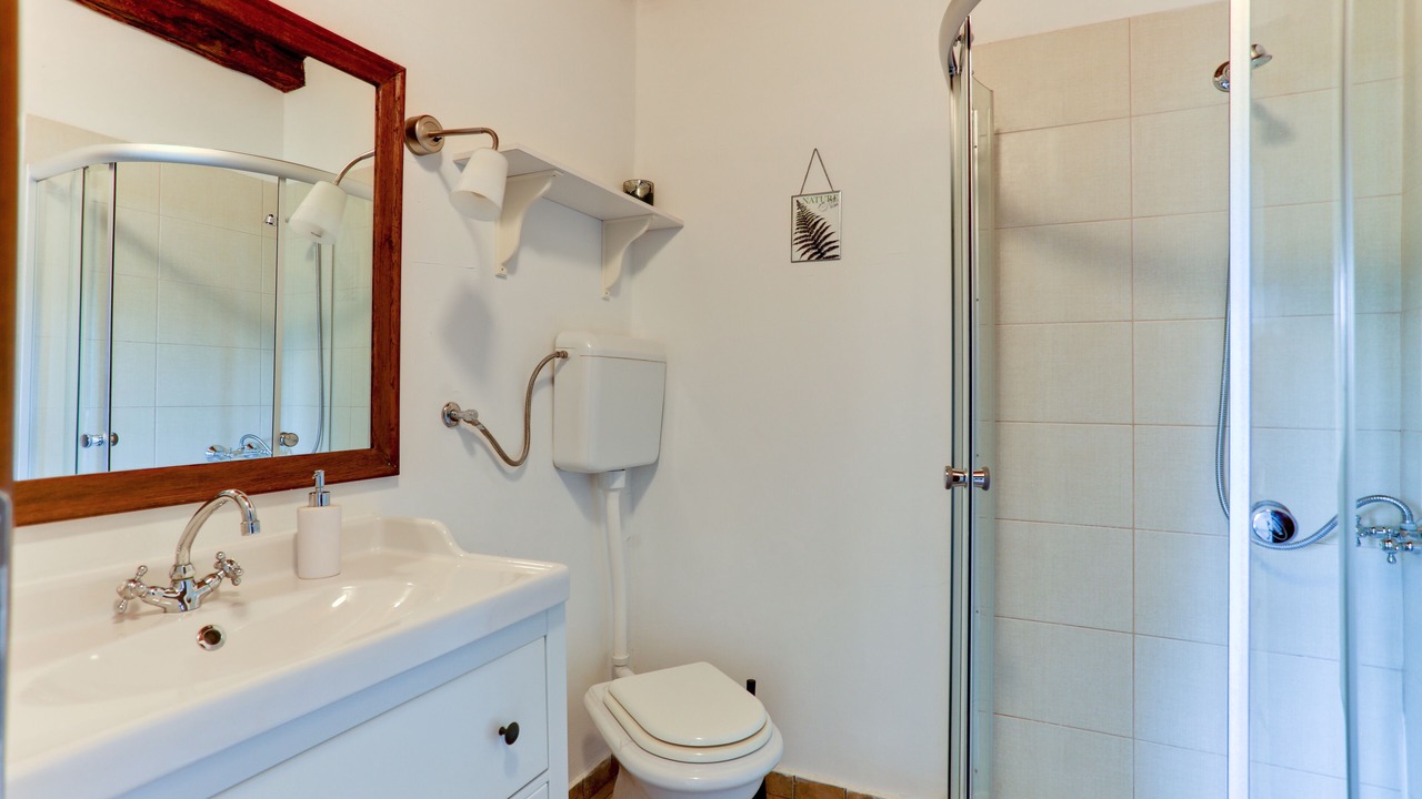 Photo of Bathroom in Korelici
