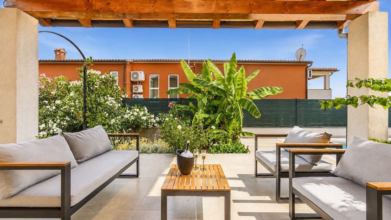 Photo of Patio Balcony in Gulici