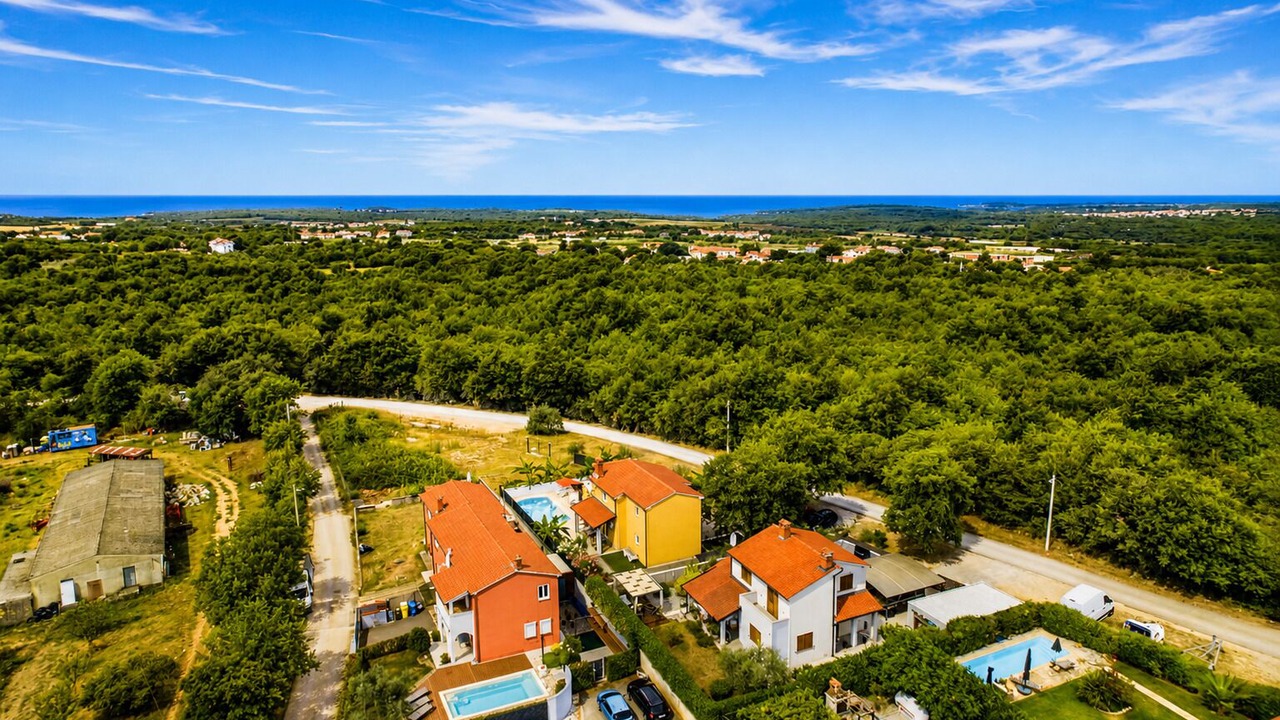 Photo of Outdoor in Gulici