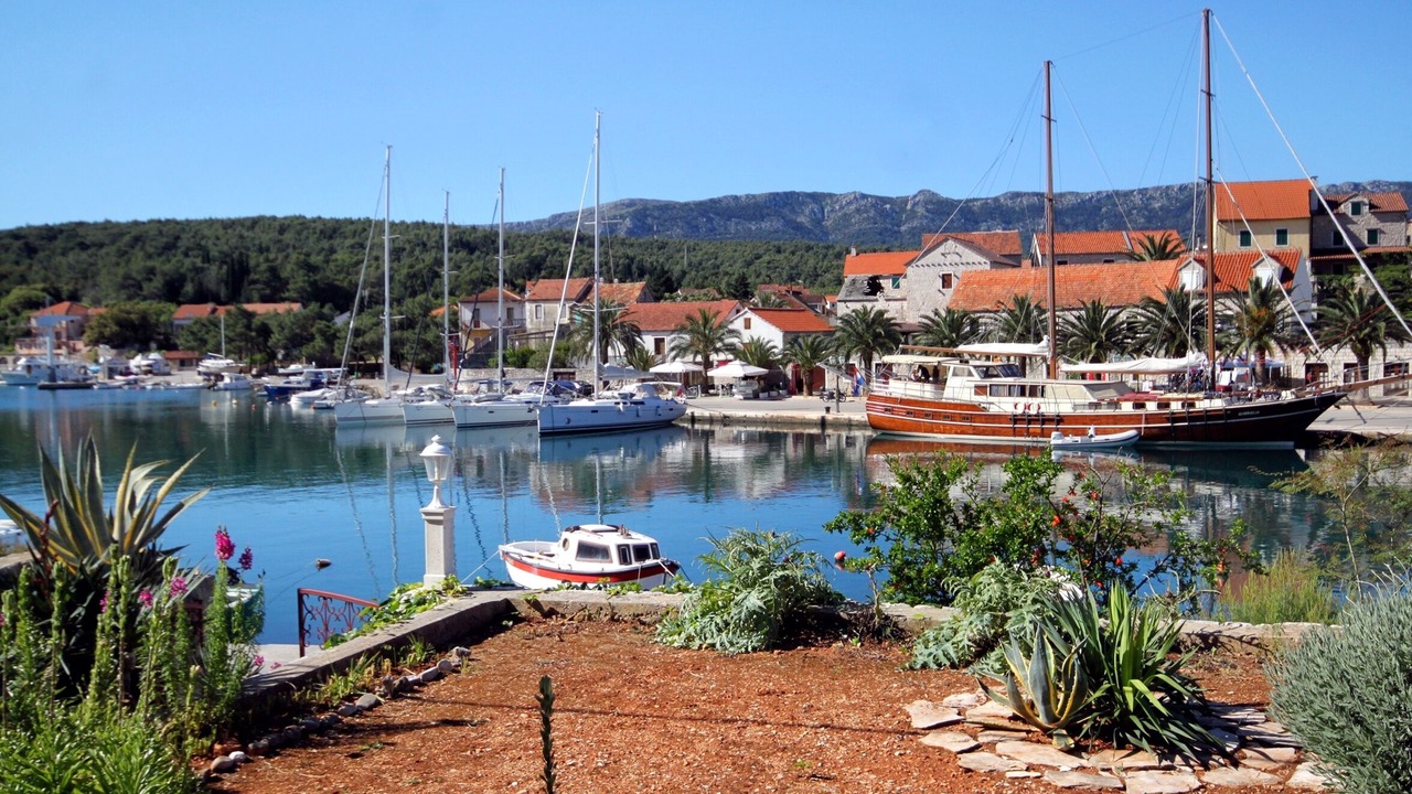 Photo of Others in Vrboska