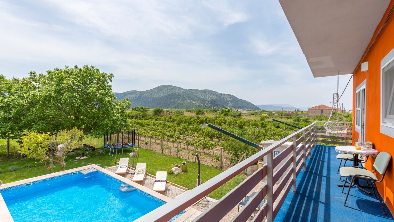 Photo of Patio Balcony in Opuzen