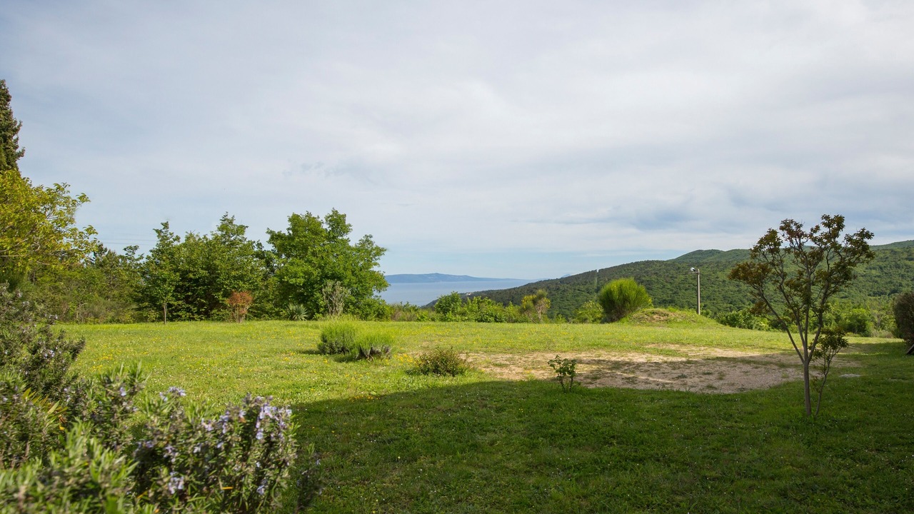 Photo of Outdoor in Rogocana