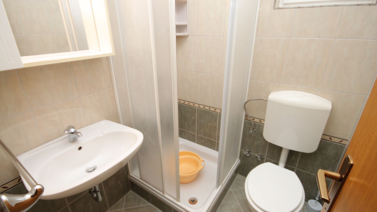 Photo of Bathroom in Municipality of Kali