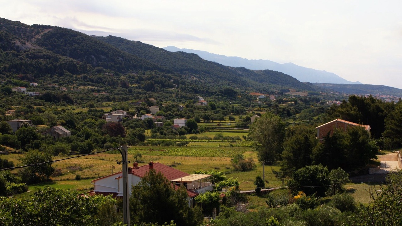 Photo of Others in Mundanije
