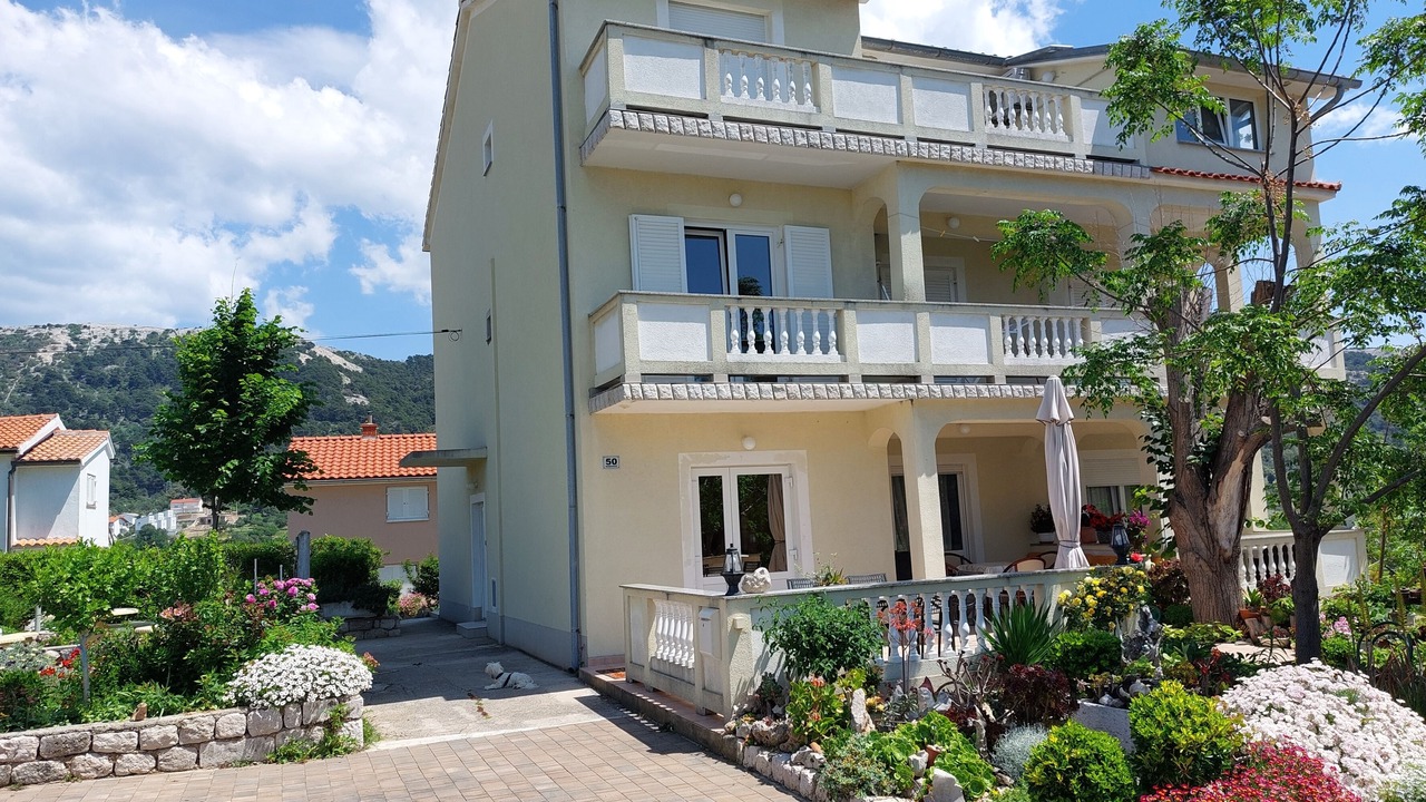 Photo of Outdoor in Mundanije
