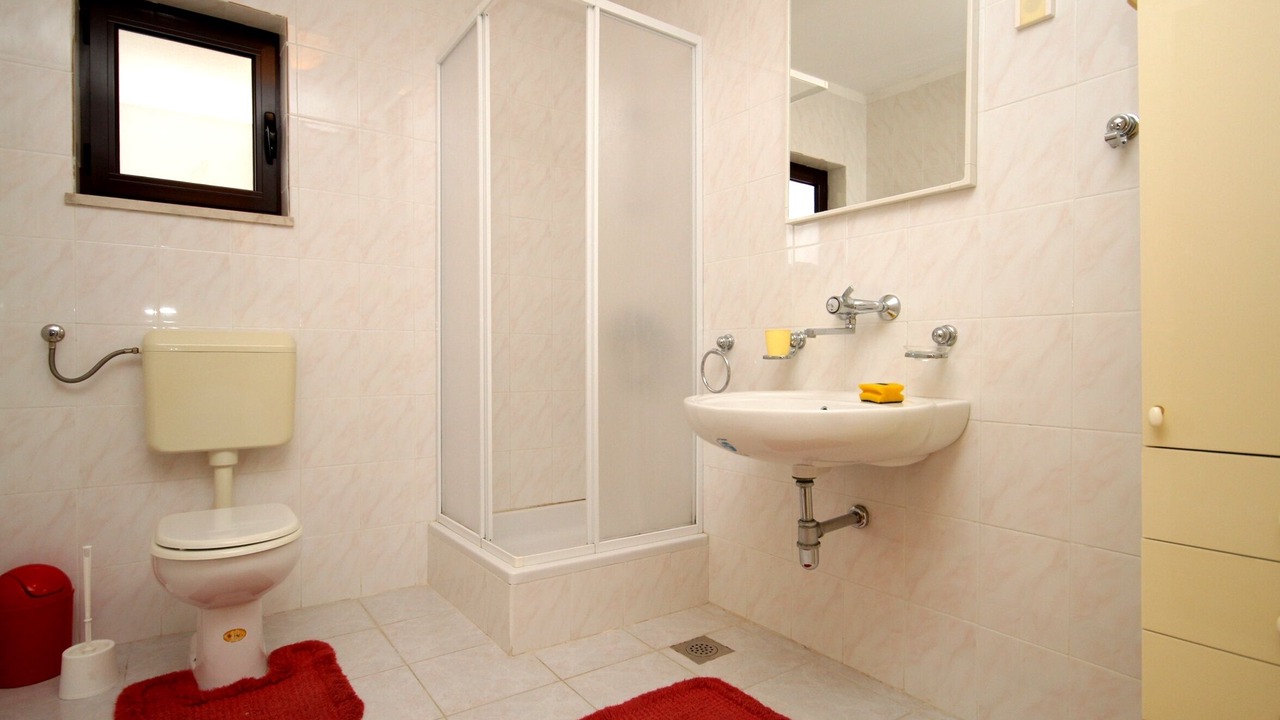 Photo of Bathroom in Kneza